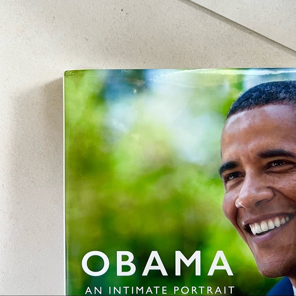 NEW Obama: An Intimate Portrait - Photography by Pete Souza - Picture 6 of 10